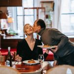 Walentynki w domu – jak wyczarować romantyczną atmosferę?